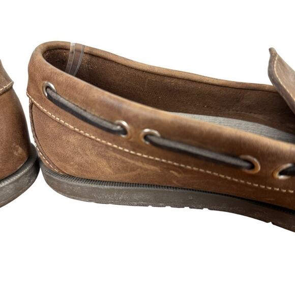 LL Bean Mens Brown Leather Slip On Boat Shoes Loafers Preppy Casual sz 8 EE Wide - Picture 3 of 16